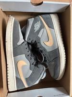 Air Jordan 1 Mid, Gr. 43 Brandenburg - Elsterwerda Vorschau