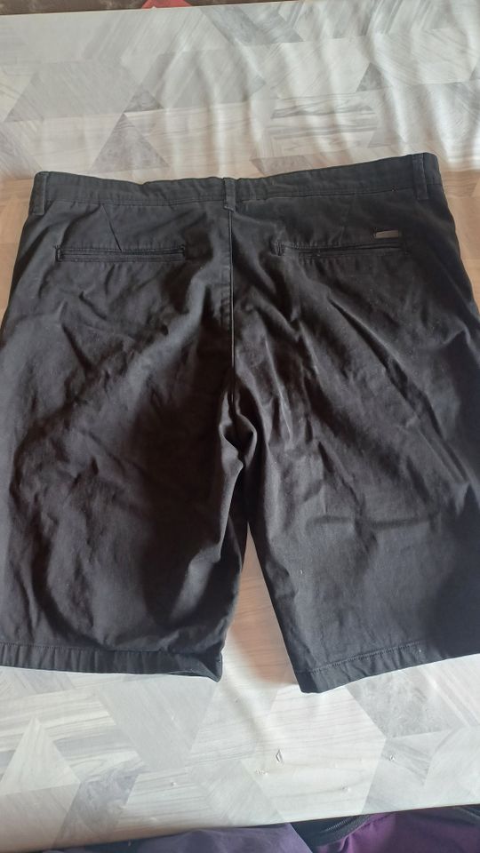 Jack & Jones kurze hose schwarz in Forchheim