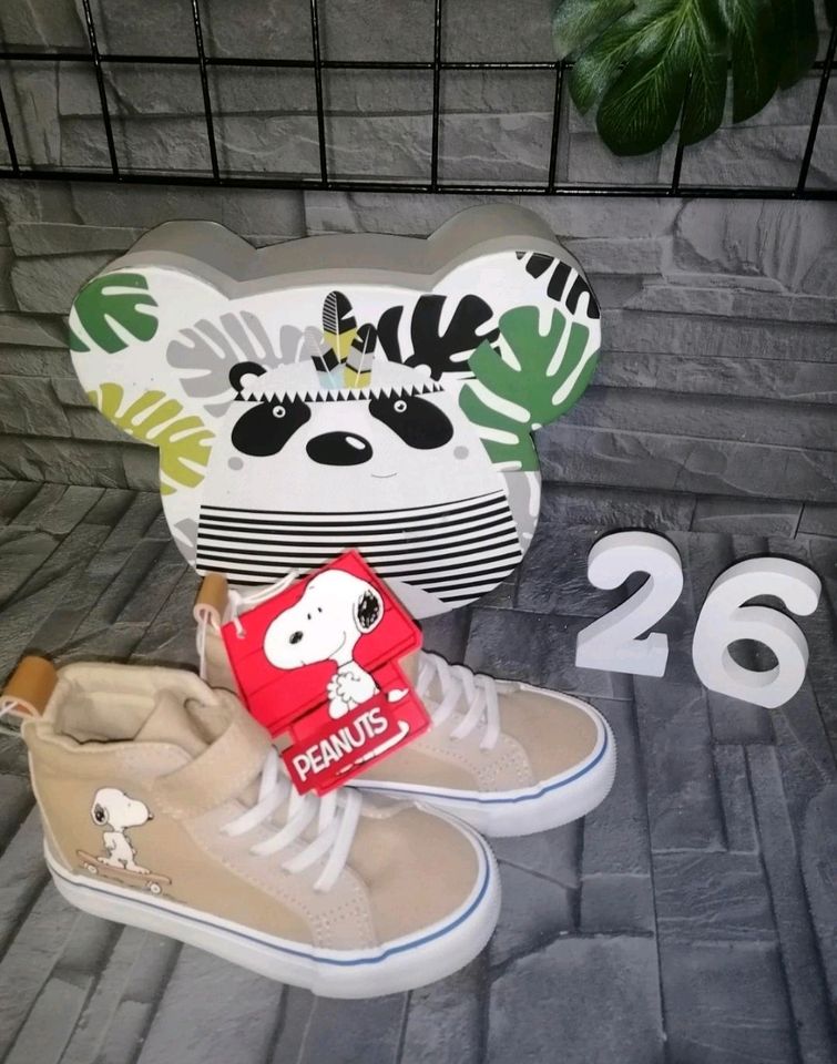 Neue Snoopy Schuhe Größe 26 in Biederitz