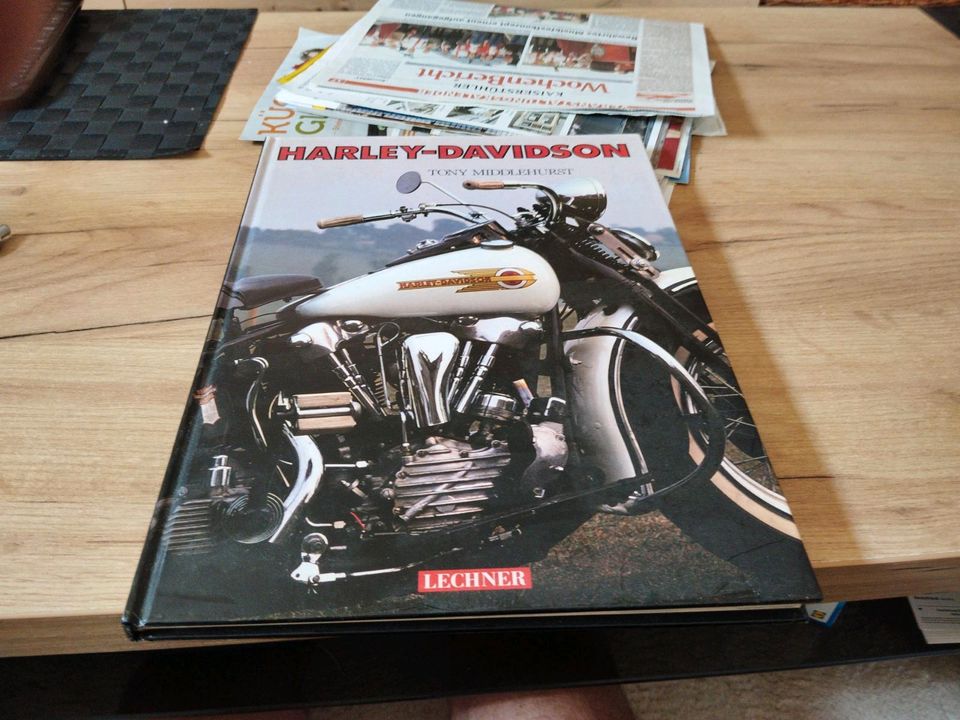 Harley Davidson Buch in Eichstetten am Kaiserstuhl