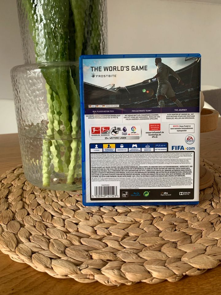 Ps4 FIFA 18 in Remscheid