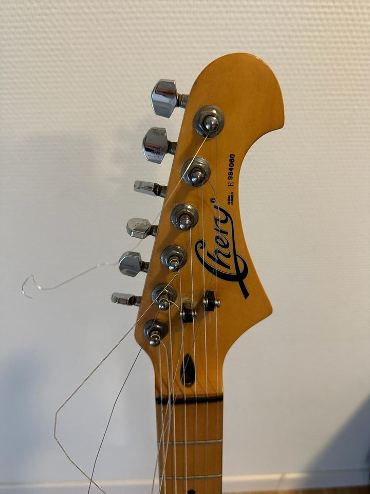 E-Gitarre Chery Cheri Stratocaster / Strat Kopie in Stuttgart