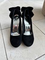 Stilettos - schwarzes Samt Wiesbaden - Nordenstadt Vorschau