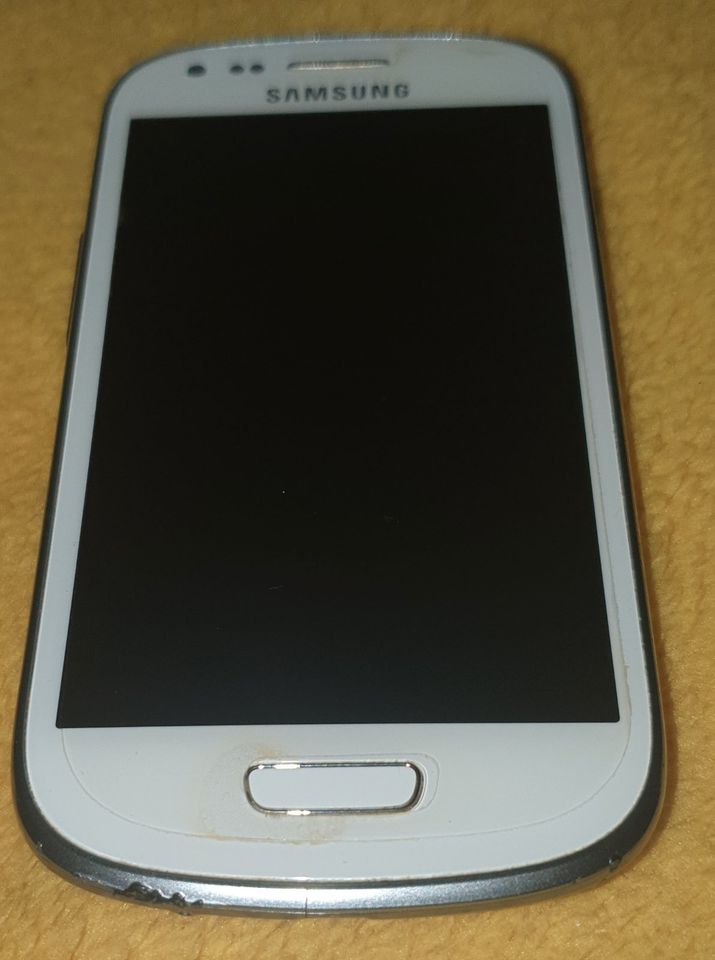 Samsung S3 mini Smartphone, Samsung GT-I8190 mit Zuh. in Bebra