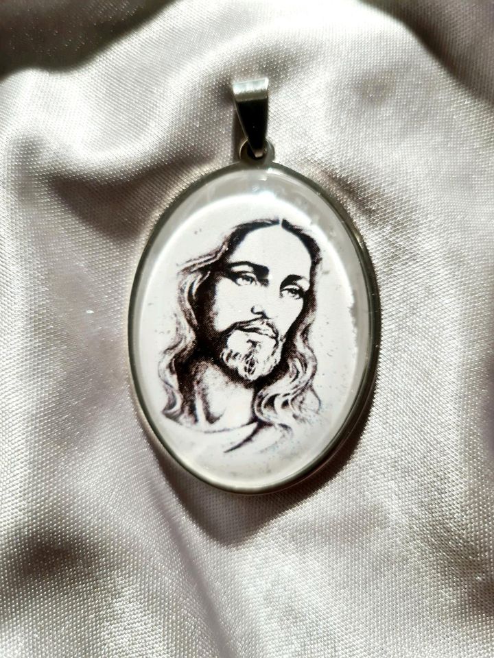 Anhänger Jesus Schmuck Glauben Schutz Spirituell in Reutlingen