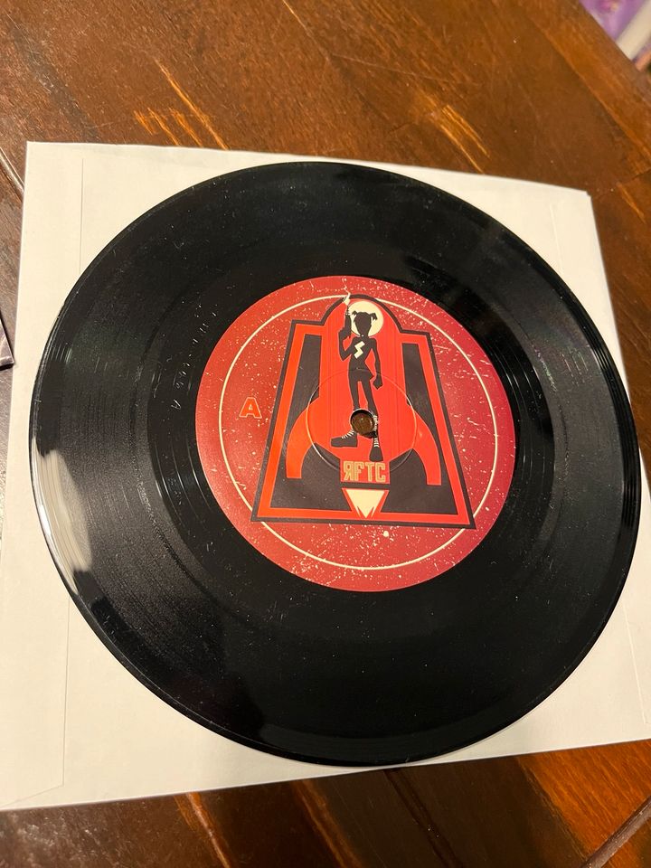 Rocket from the Crypt Vinyl Single - On the prowl / Come On in Hamburg