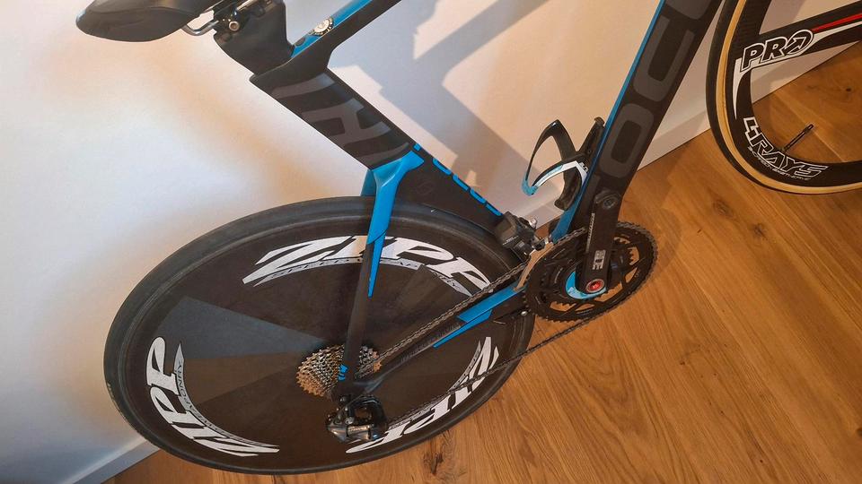 Focus Izalco Chrono Triathlonrad Zeitfahrrad Ultegra Di2 M (55) in Bernried