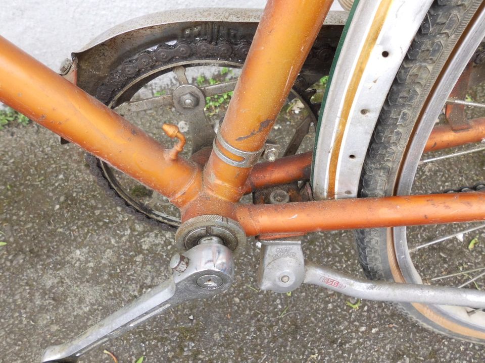 Altes Damen Fahrrad Bauer 28 Zoll für Bastler in Hannover