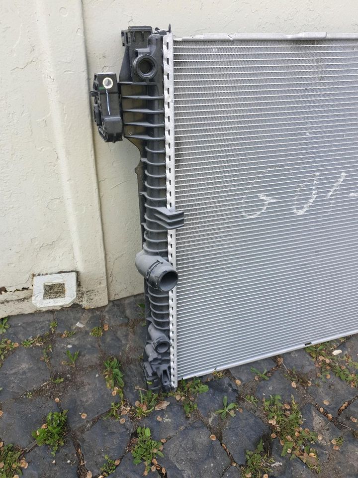 Wasserkühler Bmw iX3 X3 1711 9887702 01 Kühler Radiator in Minden