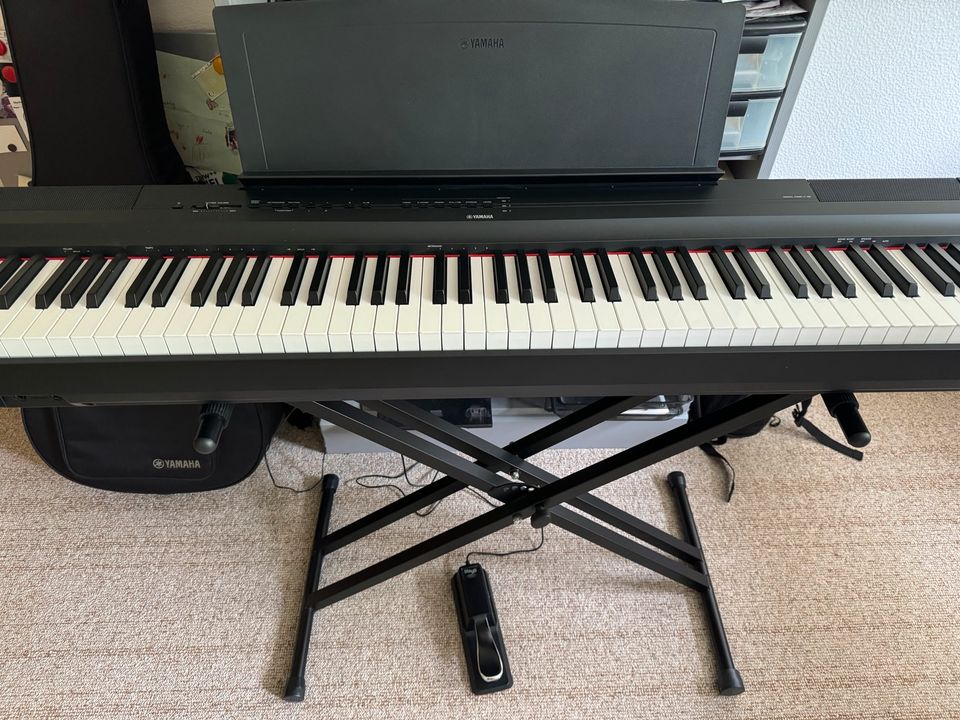 Yamaha digital Piano P 125 in Bordesholm