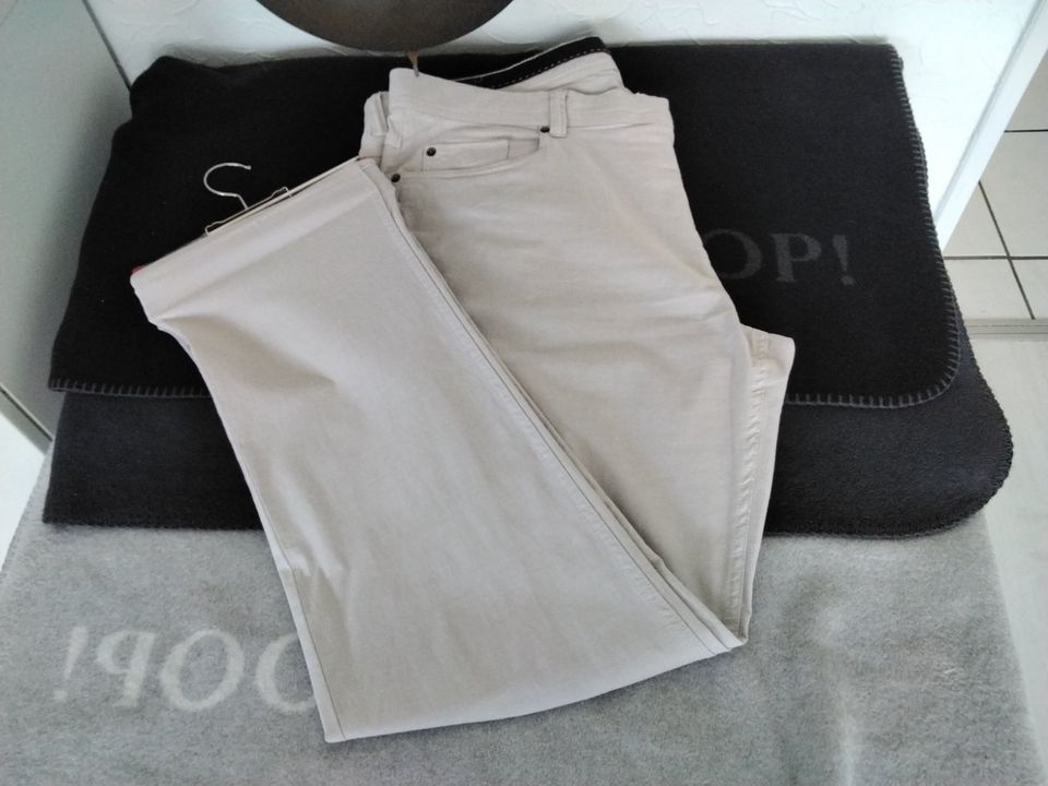 Leichte Sommerhose Jeans Stil Gr 40 /32 beige in Niederkassel