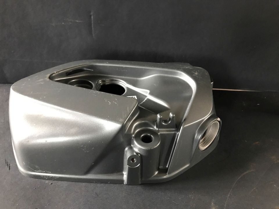 BMW R1250GS r1250rt Motor Deckel Ventildeckel 7923593 7923594 in Düsseldorf