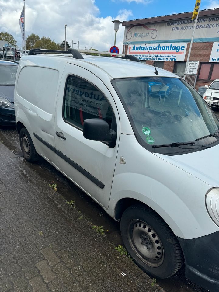 Renault kangoo in Schenefeld