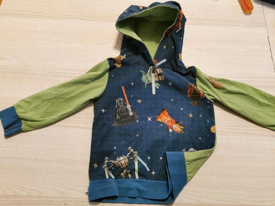 handmade 98 104 Hoodie Langarmshirt Bagger Traktor Star Wars in Üchtelhausen