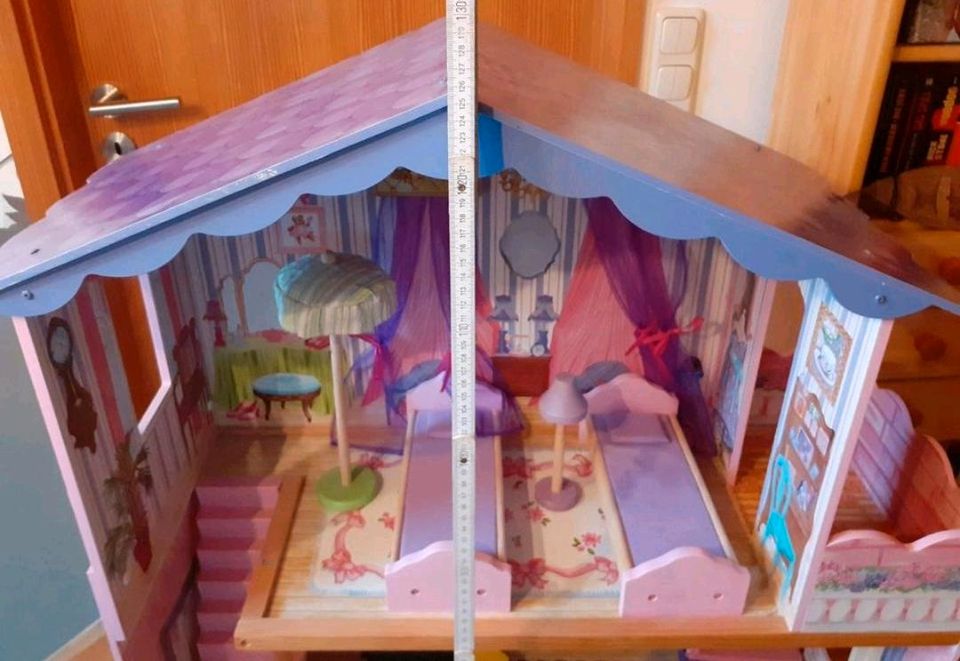 Puppenhaus Groß mit Möbeln in Pätz