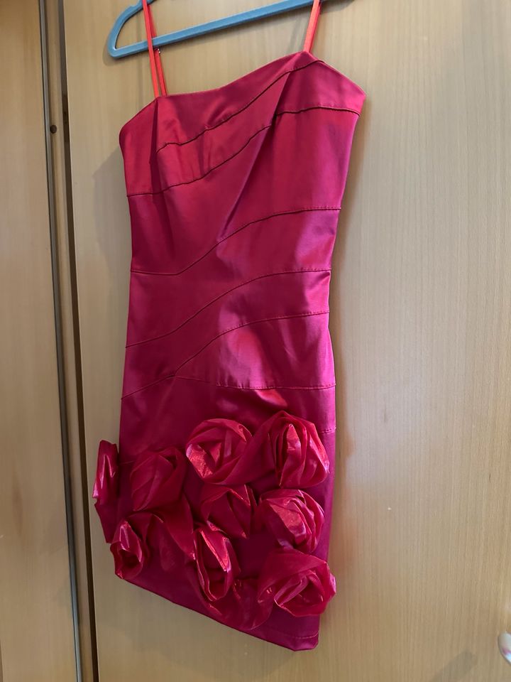 Abendkleid Cocktailkleid Rot Bordeaux gr 34/36 S/Xs in Malsch bei Wiesloch