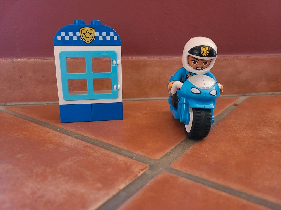 Lego 10900 Polizeimotorrad in Embsen