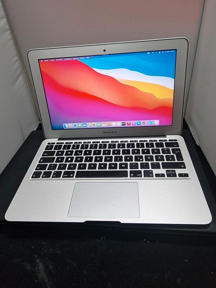 Mac BooK Air 2014 Apple Laptop i7 in Bergisch Gladbach