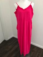 H&M Jumpsuit Overall mit Rüschen pink wie neu 36 S Niedersachsen - Lorup Vorschau