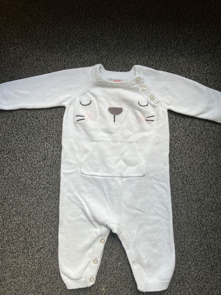 Baby Strampler Overall Strick 5-8kg Joe Fresh in Leipzig