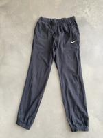 Sporthose  von NIKE in Gr. S sehr gut erhalten Bayern - Donauwörth Vorschau
