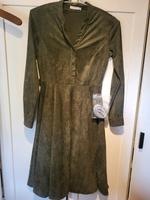 Kleid neuwertig Gr. 34 dunkelgrün Baden-Württemberg - Aalen Vorschau