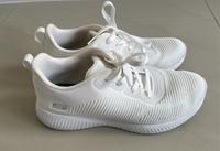 Sketchers Schuhe 39 weiß Sport Sportschuhe Turnschuhe Bobs Schnür Sachsen-Anhalt - Dessau-Roßlau Vorschau