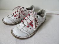 SUPER IN Halbschuhe Gr. 37 in weiß Brandenburg - Teichland Vorschau