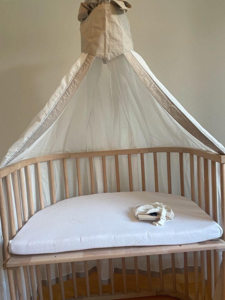 Babybay Maxi Boxspring Beistellbett mit Zubehör in Freiburg im Breisgau