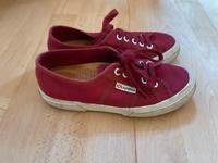 Superga Sneaker Größe 37 Weinrot Hessen - Darmstadt Vorschau