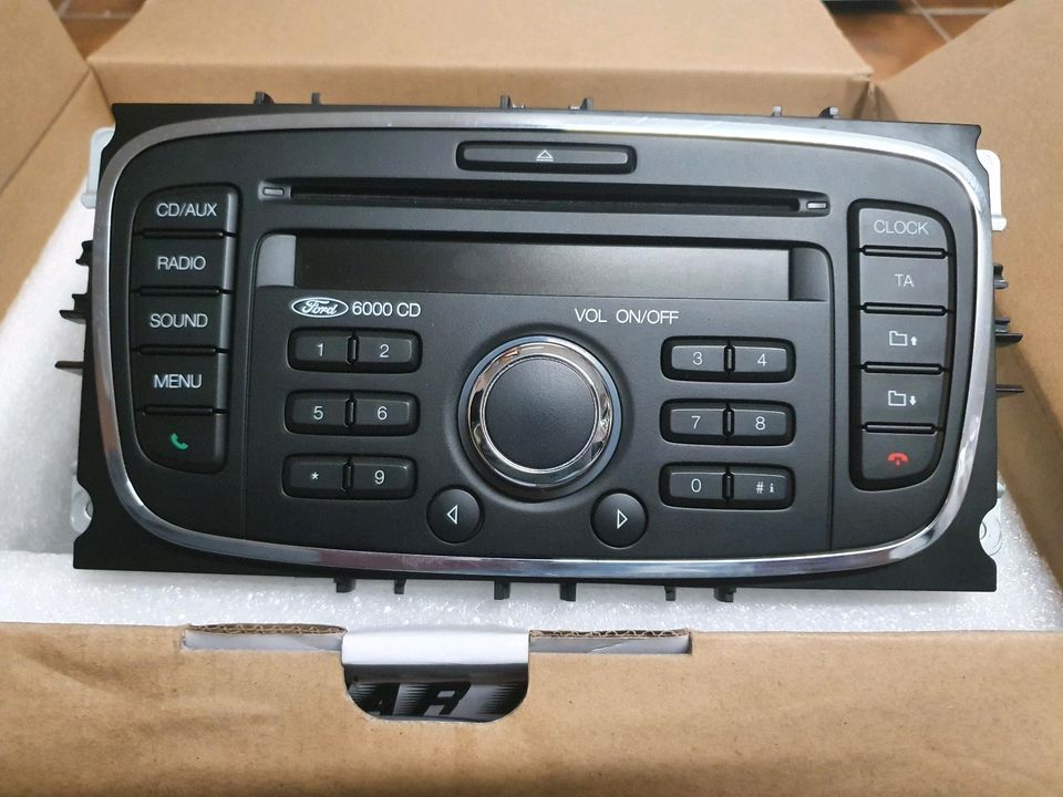 Ford Mondeo MK4 Radio CD Player BS7T-18C815-AE in Sassenberg