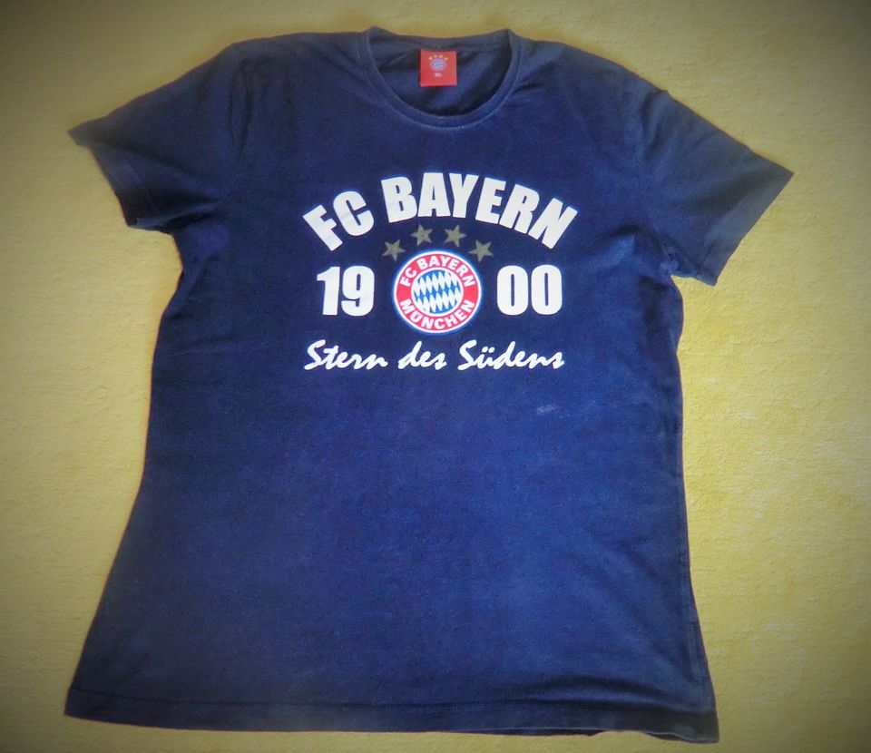 Schönes T-shirt FC Bayern München in Gr. XL !!!! in Bielefeld