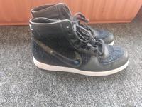Nike Sneaker schwarz Gr. 39 Bayern - Mantel Vorschau
