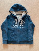 Sweatjacke Gr. 152 Mädchen blau Teddyfell Niedersachsen - Winsen (Luhe) Vorschau