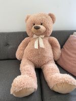 Großer Teddybär 60 cm groß Neuhausen-Nymphenburg - Neuhausen Vorschau