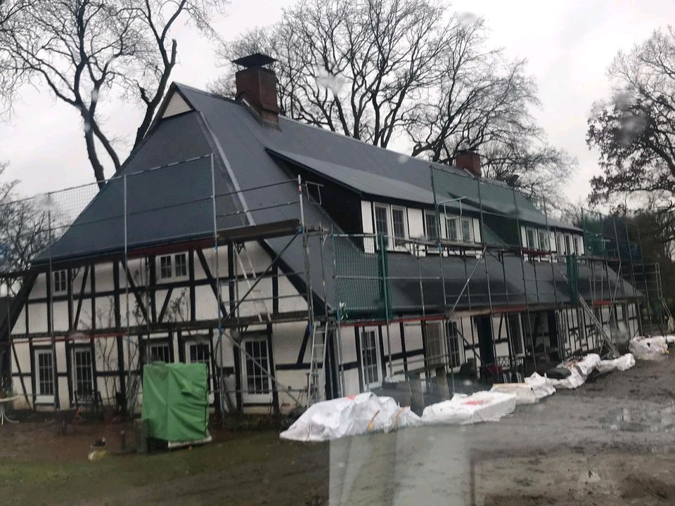 Dachdecker und dach service. in Lüchow