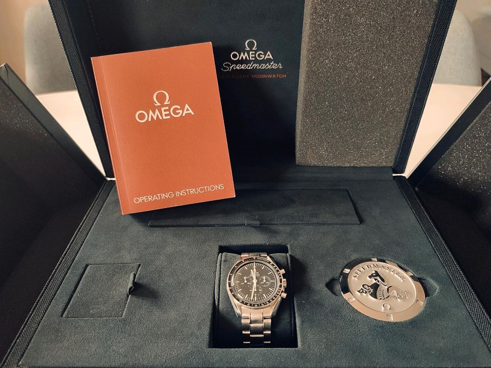 Omega Speedmaster Professional Moonwatch im Komplett-Set in Sulz