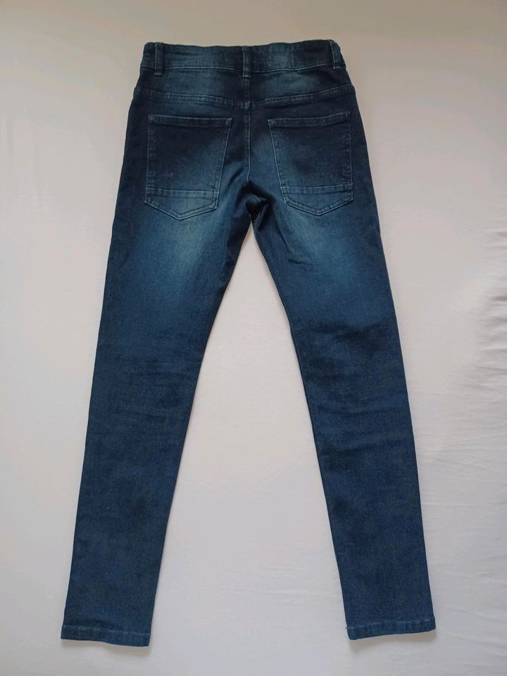 Jungen Jeans Hosen gr.152 in Itzehoe