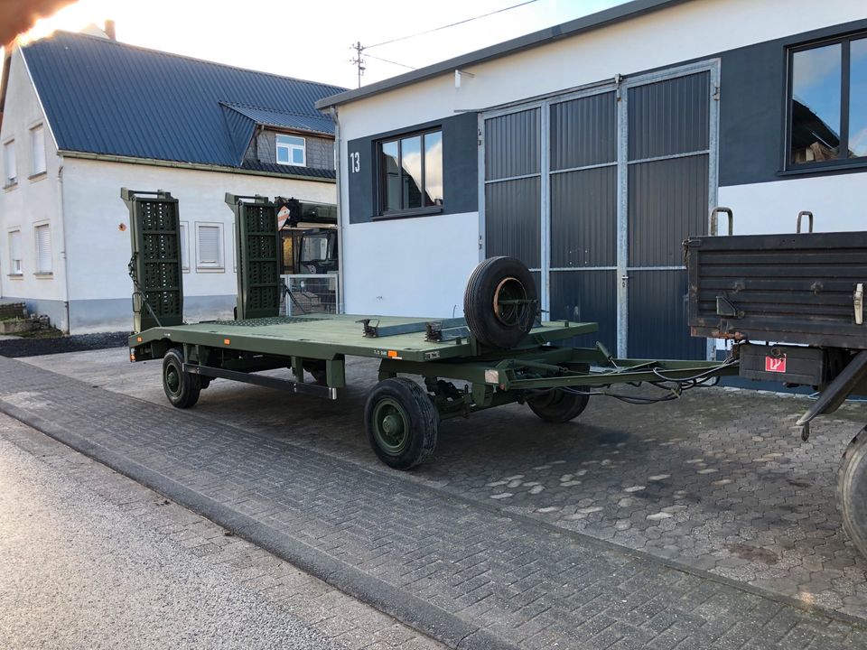 Kässbohrer Tieflader 8,6t H-Gutachten Bundeswehr Unimog MAN Kat in Mörsdorf Hunsrück