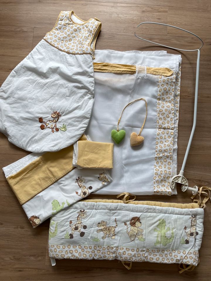 Baby-Bett-Set, Himmel,Stange,Schlafsack,Bettwäsche,Nestchen in Erfurt