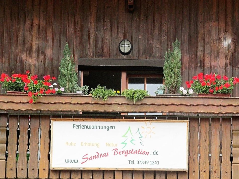 Pfingsten FREI Urlaub Schwarzwald Bauernhof Hühner in Oberhosenbach