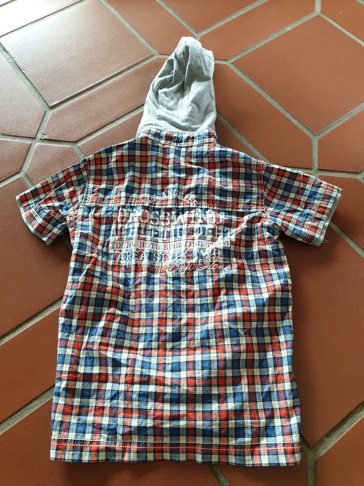 Gr. 110 Hemd kurzarm Shirt kariert Hemdshirt Jungen in Neckartenzlingen