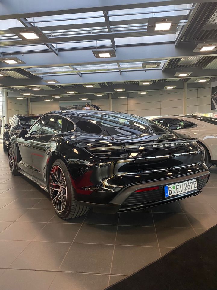 Porsche Taycan 4S Leasingübernahme 890€/mtl. (netto) 571PS in Berlin