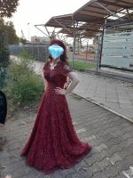 Abendkleid mit Bestickung Mitte - Wedding Vorschau