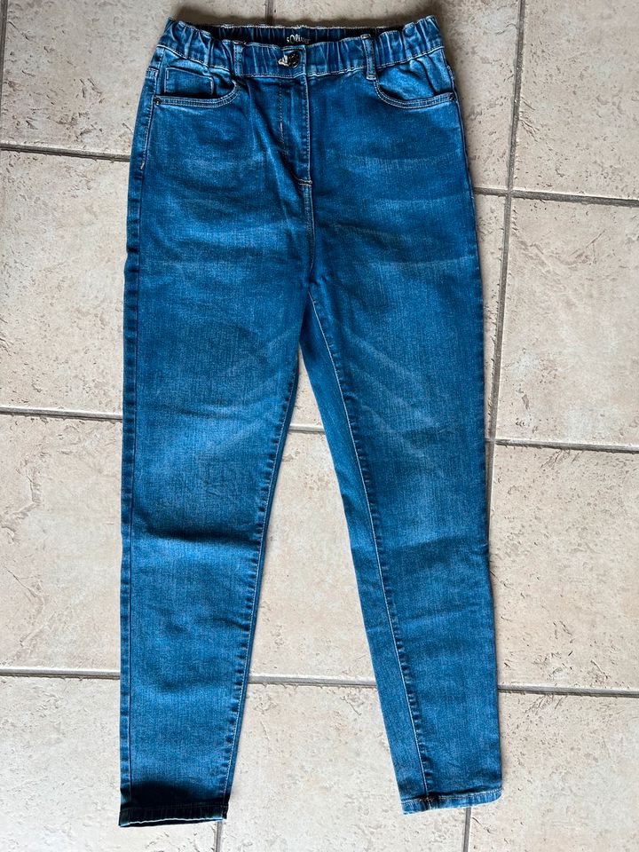 S. Oliver Ankle-Jeans Mom Jeans Gr. 164, Jogger, blau, neuwertig in Horst (Holstein)