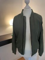 H&M Blouson Gr. 170 grün olivgrün Nordrhein-Westfalen - Werne Vorschau