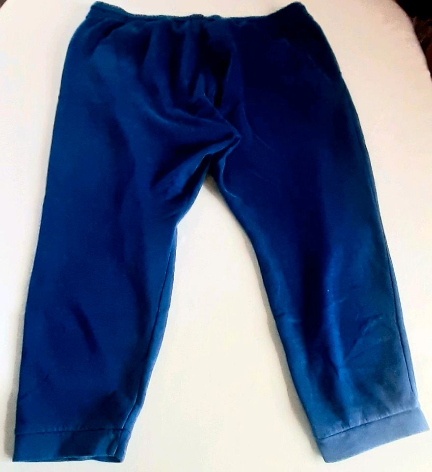 Reebok Sport-und Freizeit Hose,blau,Gr.XXL,TOLL in Baunatal