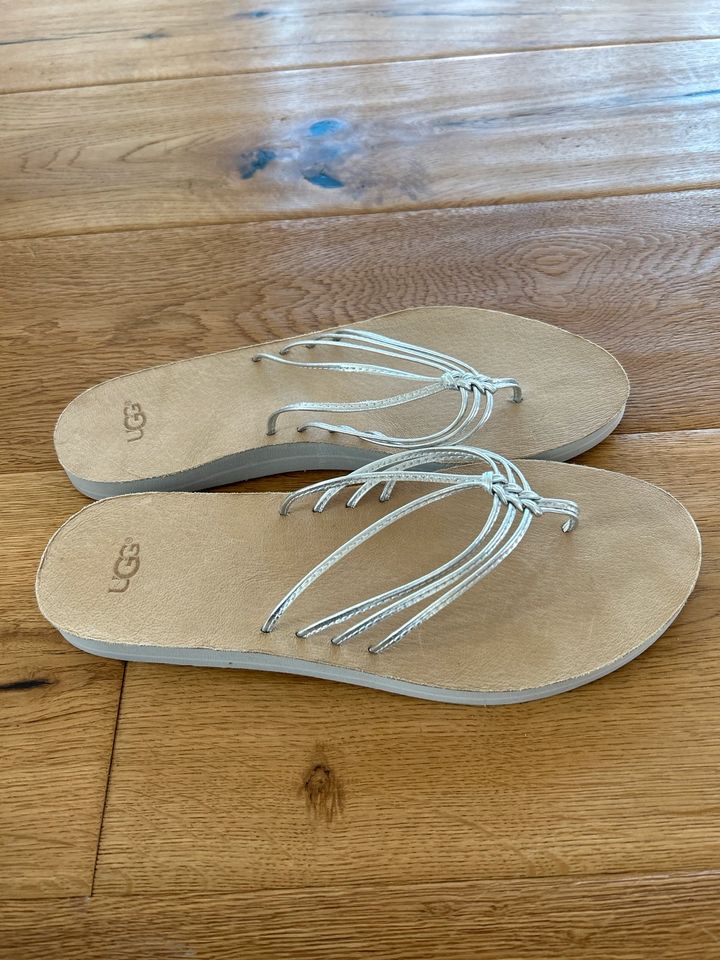 Ugg Flip Flop Zehentrenner 40/41 in Langballig