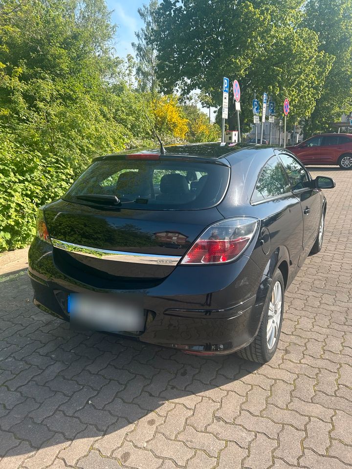 Opel Astra H GTC in Ronnenberg