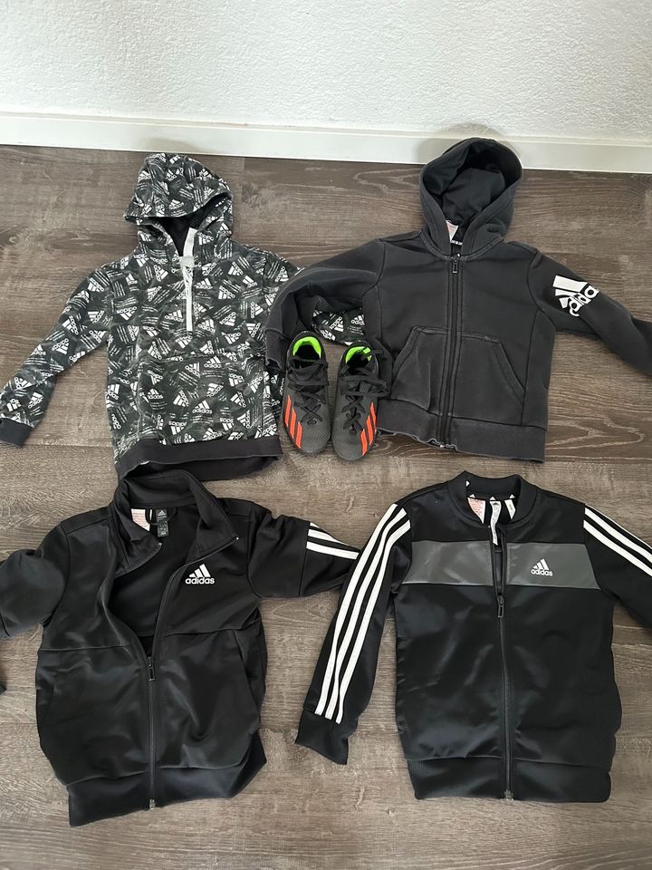 adidas Kleiderpaket Jungen in St. Wendel